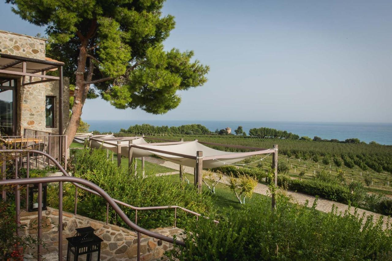Masseria Agriturismo Torre Di Albidona เตรบิซาคเซ ภายนอก รูปภาพ