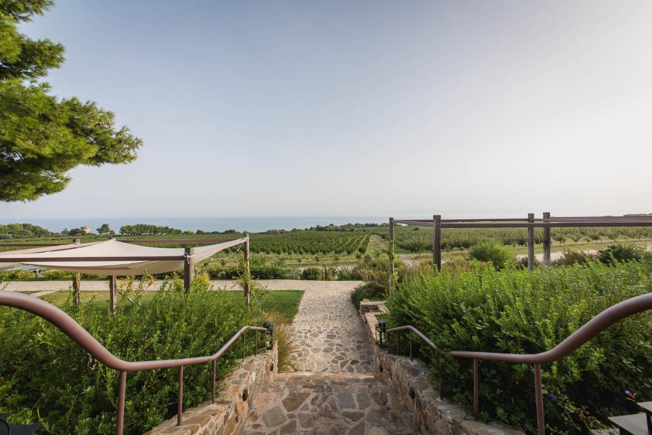 Masseria Agriturismo Torre Di Albidona เตรบิซาคเซ ภายนอก รูปภาพ