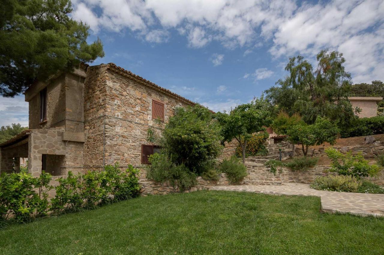 Masseria Agriturismo Torre Di Albidona เตรบิซาคเซ ภายนอก รูปภาพ