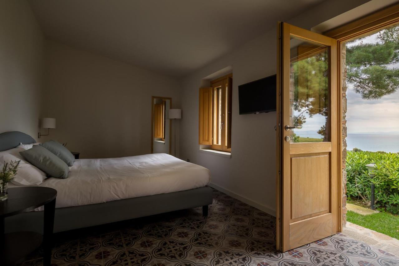 Masseria Agriturismo Torre Di Albidona เตรบิซาคเซ ภายนอก รูปภาพ